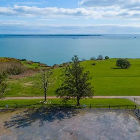 Dom wakacyjny Seacliff Homes No 2 By Trident Homes Dunmore East